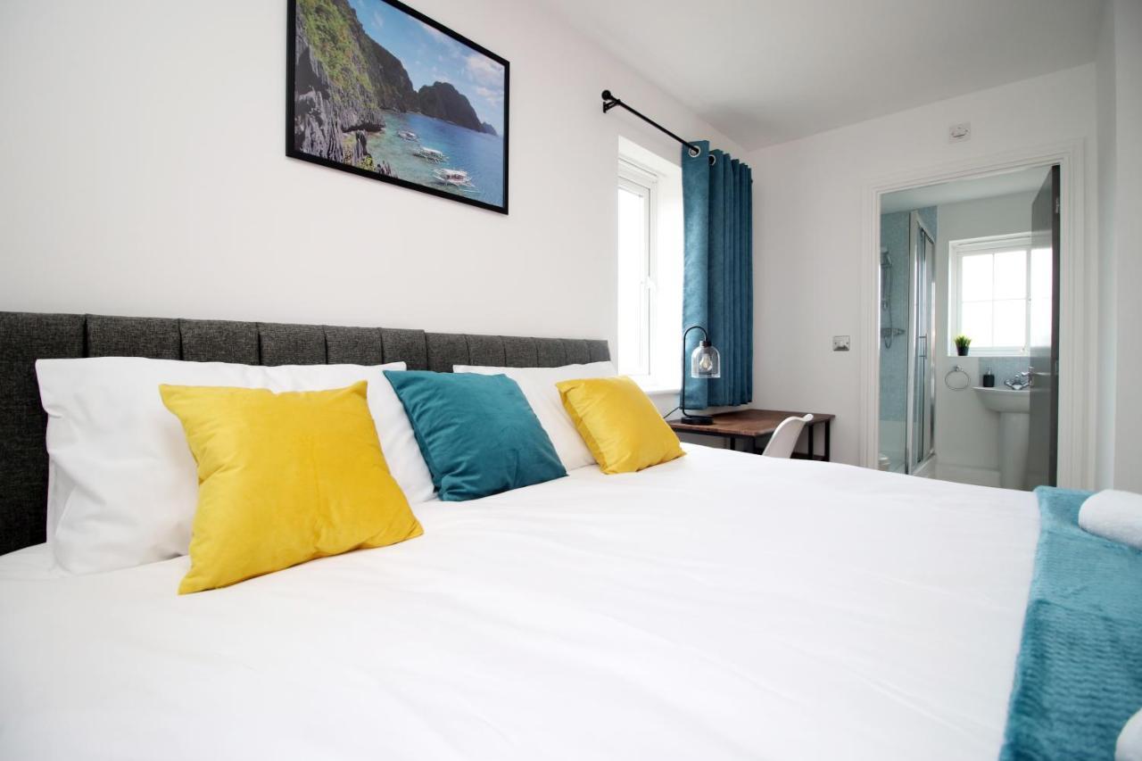 Delft - Spacious Home, High Speed Wi-Fi, Free Parking, Terrace Swindon Eksteriør billede
