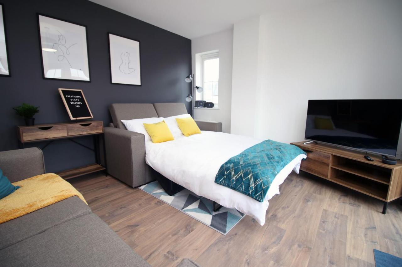 Delft - Spacious Home, High Speed Wi-Fi, Free Parking, Terrace Swindon Eksteriør billede